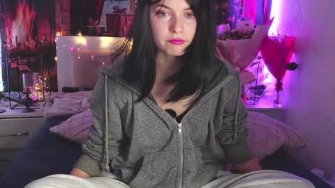 Angelika Rouge online show from 01-07-26, 06:43