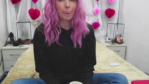 Snapshot of angelika_rouge chatting on 03-18-26, 02:09 Angelika Rouge online show from 03-18-26, 02:09