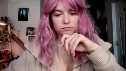 Snapshot of angelika_rouge chatting on 04-01-26, 01:01 Angelika Rouge online show from 04-01-26, 01:01