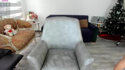 angelina_class_7 online show from 01-05-25, 06:02