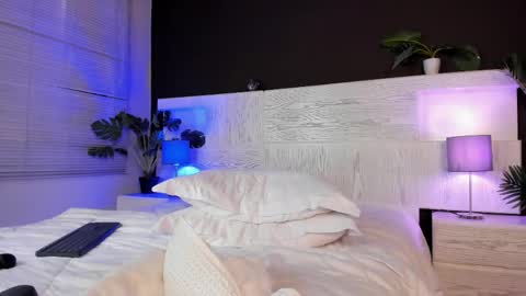 angelina_hilton online show from 05-11-26, 02:45
