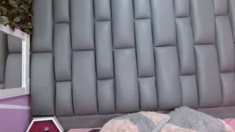 Snapshot of angelina_ny chatting on 09-18-25, 02:30 ANGELINA online show from 09-18-25, 02:30