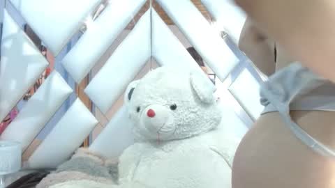 Snapshot of angelina_ny chatting on 11-01-25, 12:51 ANGELINA online show from 11-01-25, 12:51