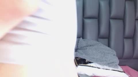 Snapshot of angelina_ny chatting on 11-21-25, 02:05 ANGELINA online show from 11-21-25, 02:05