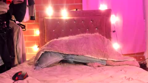 Snapshot of angelina_rouse12 chatting on 02-02-25, 06:26 Angelina Rouse online show from 02-02-25, 06:26