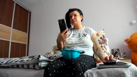 Angelina online show from 02-14-25, 07:07