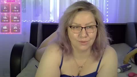 AngelinaGlam online show from 10-12-25, 10:58