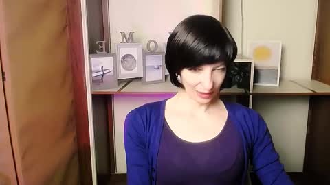 Angelina online show from 01-14-26, 08:20