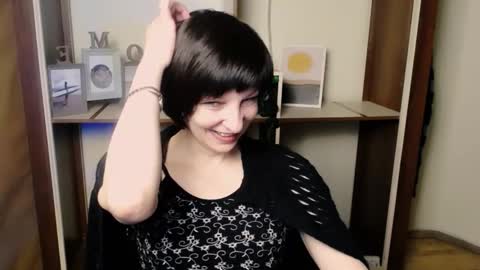 Angelina online show from 03-11-26, 08:20