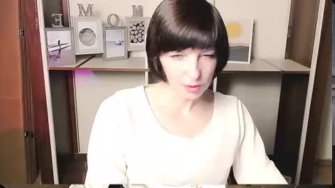 Snapshot of angelinalov_ chatting on 06-22-26, 09:06 Angelina online show from 06-22-26, 09:06