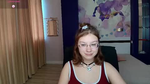 AngelinaLow online show from 10-16-25, 11:33