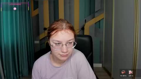 AngelinaLow online show from 12-18-25, 12:22