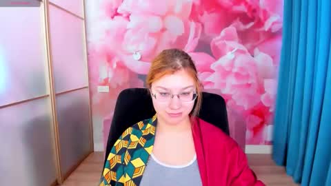 AngelinaLow online show from 02-13-26, 06:53