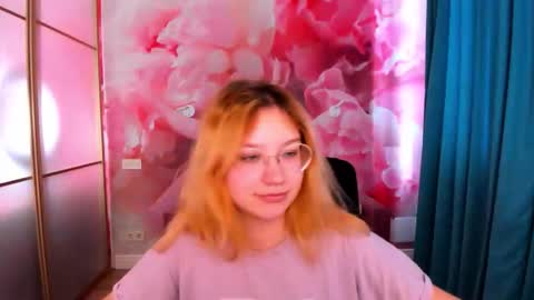 AngelinaLow online show from 03-10-26, 01:05