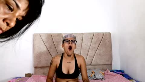 angelinandnini online show from 06-25-26, 07:24