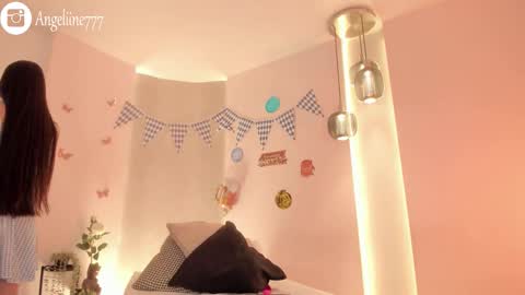 Snapshot of angeline777 chatting on 10-03-25, 11:40 Angeline online show from 10-03-25, 11:40