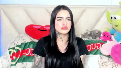 Snapshot of angeline__smith chatting on 01-05-25, 04:47 Angeline Smith online show from 01-05-25, 04:47