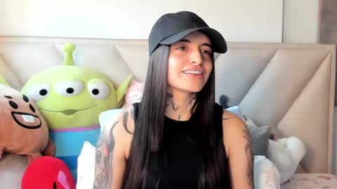 Snapshot of angeline__smith chatting on 09-14-25, 07:46 Angeline Smith online show from 09-14-25, 07:46