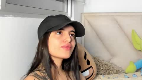 Snapshot of angeline__smith chatting on 09-20-25, 07:42 Angeline Smith online show from 09-20-25, 07:42