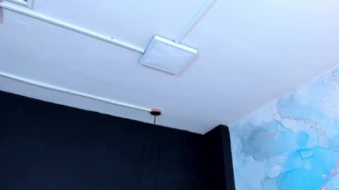 Snapshot of angeline_blake chatting on 02-16-25, 11:05 Angeline online show from 02-16-25, 11:05