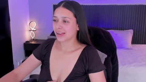 Snapshot of angeline_davies chatting on 12-05-24, 03:50 angeline_davies online show from 12-05-24, 03:50