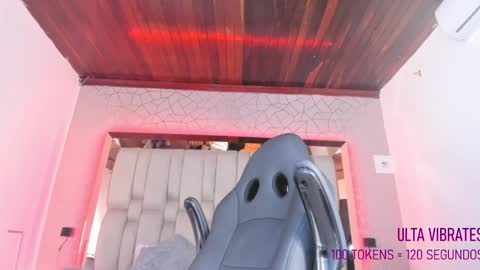 Snapshot of angelineheet chatting on 12-19-24, 10:02 Angeline Heet online show from 12-19-24, 10:02