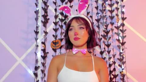 Snapshot of angelique_murphy chatting on 10-18-25, 06:37 Angelique Murphy online show from 10-18-25, 06:37