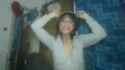 angelita_33 online show from 11-07-25, 12:10