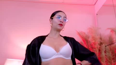 Angel online show from 03-01-25, 06:11