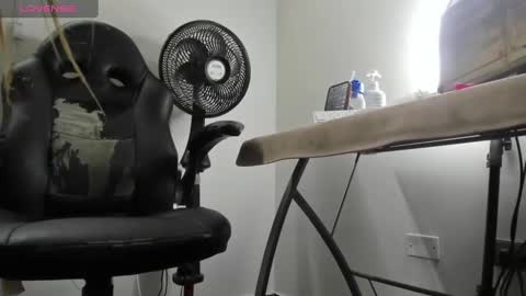 Im Angel  online show from 12-24-24, 06:00