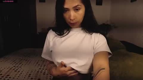 Snapshot of angellaisabella chatting on 06-23-26, 04:05 ANGELA ISABELLA online show from 06-23-26, 04:05