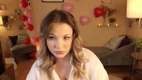 Snapshot of angelldreamss chatting on 02-12-26, 09:21 angelldreamss online show from 02-12-26, 09:21