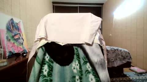 Snapshot of angelleah chatting on 06-06-26, 06:34 angelleah online show from 06-06-26, 06:34