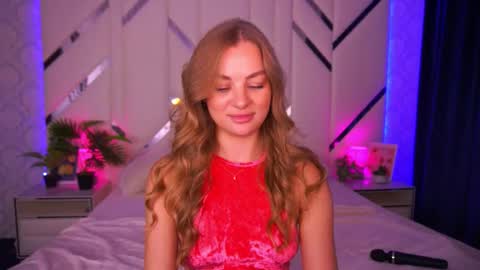 Snapshot of angelleyess chatting on 10-29-25, 12:46 angelleyess online show from 10-29-25, 12:46