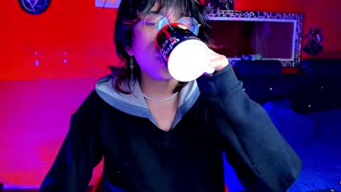 Snapshot of angellonfire chatting on 02-04-25, 08:24 Angel online show from 02-04-25, 08:24