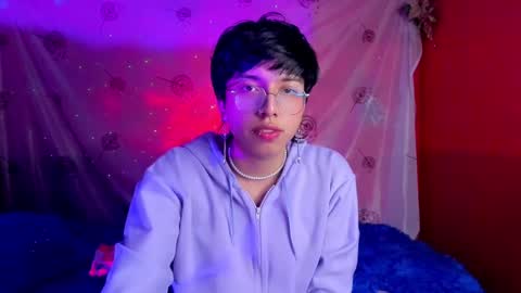 Snapshot of angellonfire chatting on 02-10-25, 03:46 Angel online show from 02-10-25, 03:46