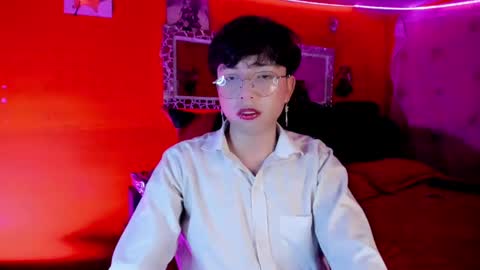 Snapshot of angellonfire chatting on 10-15-25, 05:40 Angel online show from 10-15-25, 05:40