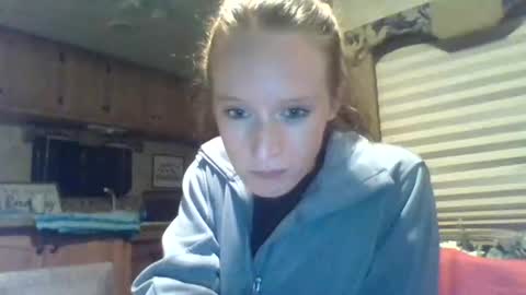 Snapshot of angellove8606 chatting on 12-17-25, 07:14 angellove8606 online show from 12-17-25, 07:14