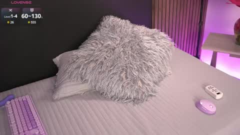 Snapshot of angells_smith chatting on 01-13-25, 02:00 online show from 01-13-25, 02:00