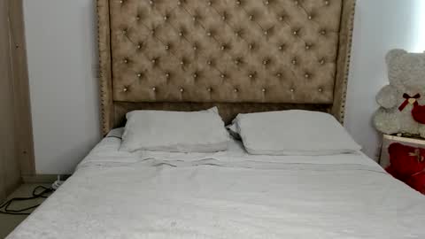 Angelly online show from 01-11-26, 02:55