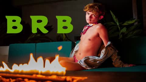 Snapshot of angelocute_ chatting on 01-17-25, 12:10 Angelo I work from home this is my room online show from 01-17-25, 12:10