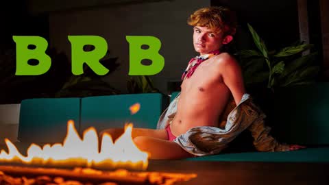 Snapshot of angelocute_ chatting on 02-09-25, 09:16 Angelo I work from home this is my room online show from 02-09-25, 09:16