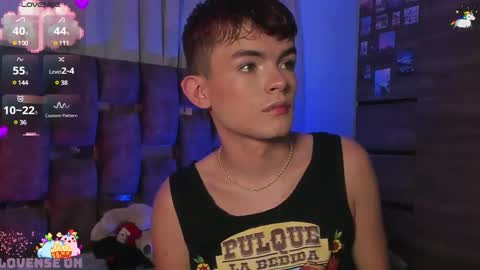 Snapshot of angelocute_ chatting on 03-10-25, 12:29 Angelo I work from home this is my room online show from 03-10-25, 12:29