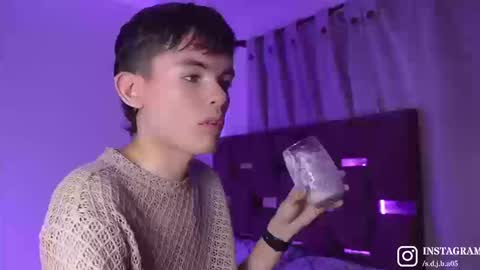 Snapshot of angelocute_ chatting on 09-11-25, 04:12 Angelo I work from home this is my room online show from 09-11-25, 04:12