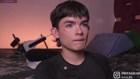 Snapshot of angelocute_ chatting on 11-02-25, 05:54 Angelo I work from home this is my room online show from 11-02-25, 05:54