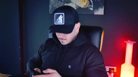 Snapshot of angeloeric chatting on 12-16-24, 06:43 BlackWolf online show from 12-16-24, 06:43