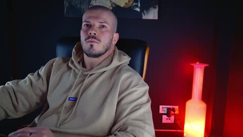 Snapshot of angeloeric chatting on 12-30-24, 02:30 BlackWolf online show from 12-30-24, 02:30