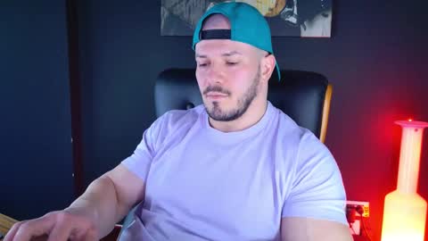 Snapshot of angeloeric chatting on 01-06-25, 12:57 BlackWolf online show from 01-06-25, 12:57