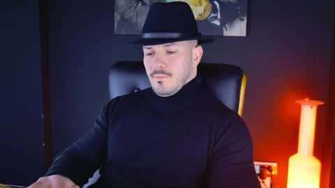 Snapshot of angeloeric chatting on 01-13-25, 08:05 BlackWolf online show from 01-13-25, 08:05