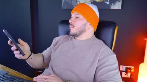 Snapshot of angeloeric chatting on 01-20-25, 11:45 BlackWolf online show from 01-20-25, 11:45